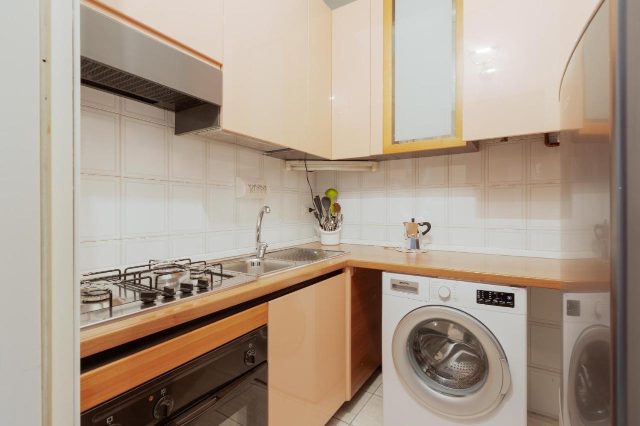 Famagosta M2 Subway Apartment มิลาน ภายนอก รูปภาพ